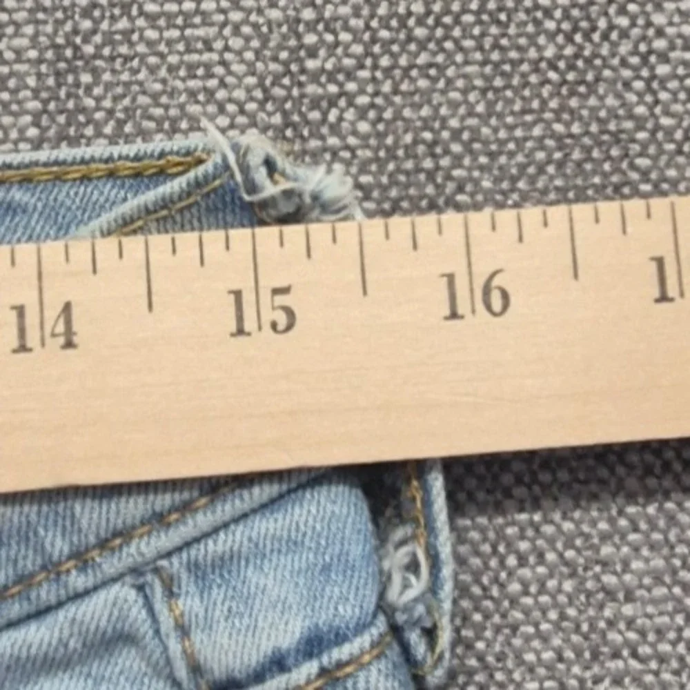 Men's Light Blue Denim Jeans
